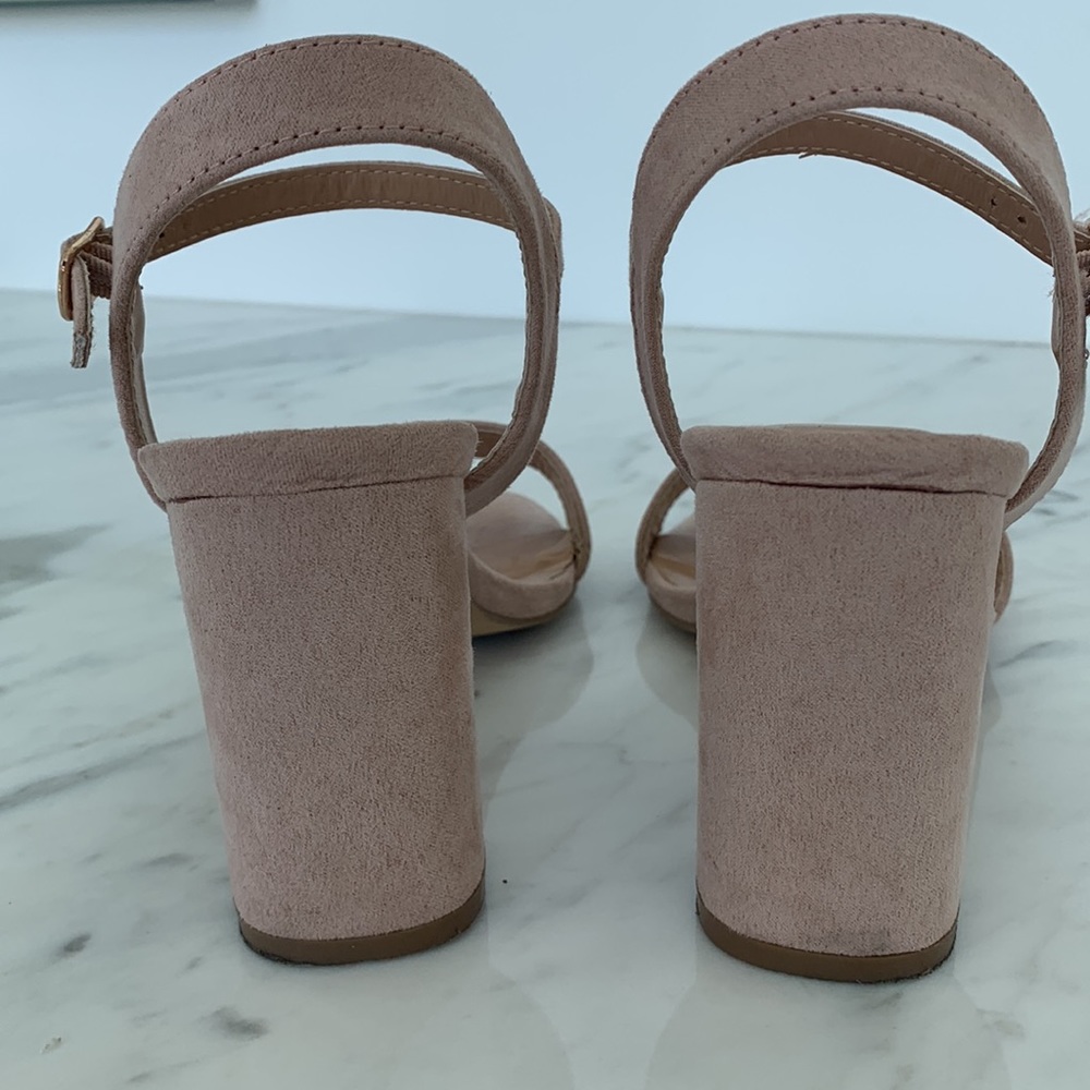 Sandals - Picture 4 of 6